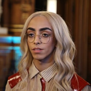 Exclusif - Bilal Hassani dévoile son album en exclusivité à ses fans à l'Hôtel de Ville de Paris, France, le 24 avril 2019. Son premier album "Kingdom" sort le vendredi 26 avril 2019. Bilal interprétera sur la scène de l'Eurovision, le 18 mai prochain à Tel Aviv le titre "Roi". © Denis Guignebourg/Bestimage
