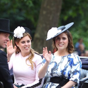 La princesse Eugenie d'York, son mari Jack Brooksbank et la princesse Beatrice d'York lors de la parade Trooping the Colour à Londres le 8 juin 2019.