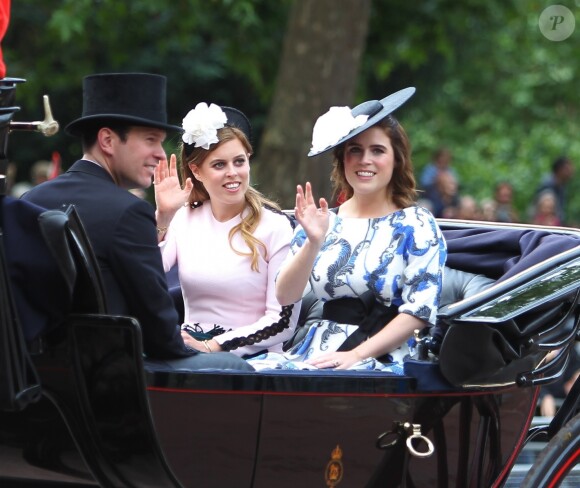 La princesse Eugenie d'York, son mari Jack Brooksbank et la princesse Beatrice d'York lors de la parade Trooping the Colour à Londres le 8 juin 2019.