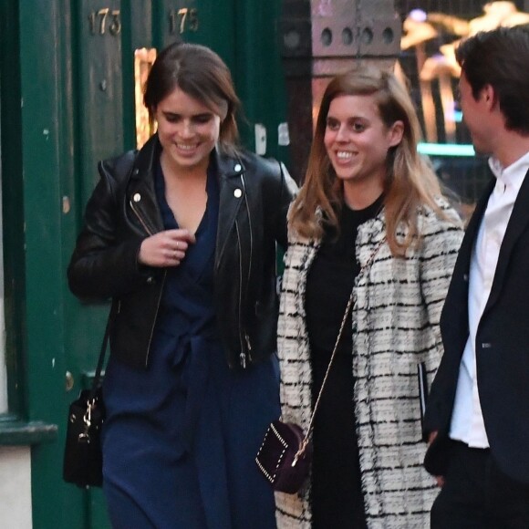 Exclusif - La princesse Eugenie d'York avec sa soeur la princesse Beatrice et son compagnon Edoardo Mapelli dans le quartier de Notting Hill à Londres le 31 mai 2019