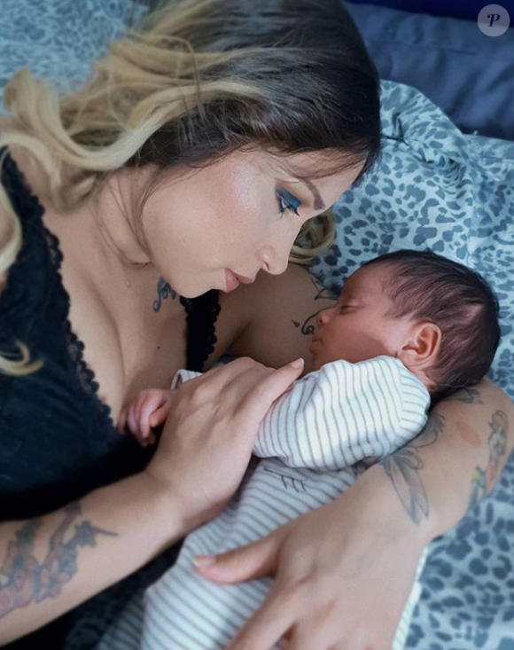Cécilia de "Koh-Lanta" et sa fille Sway à la maternité, Instagram, le 9 septembre 2019