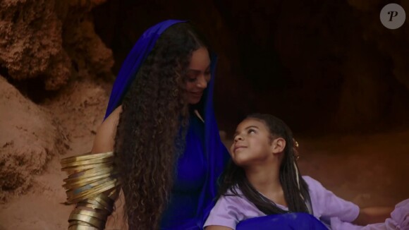 Beyoncé et sa fille Blue Ivy dans les clips vidéos de "Spirit" et "Bigger" du nouveau film "Le Roi Lion". Le 20 juillet 2019.