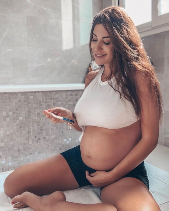 Martika enceinte dévoile son baby bump, le 24 août 2019, sur Instagram