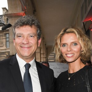 Exclusif - Arnaud Montebourg et Sylvie Tellier lors de la soirée d'inauguration de la brasserie Paul Bocuse dans l'hôtel du Louvre, dans le 1er arrondissement de Paris, France, le 12 septembre 2019.© Coadic Guirec/Bestimage