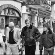  Charles Gérard avec Jean-Paul Belmondo et son fils Paul en février 1977 à Paris. 