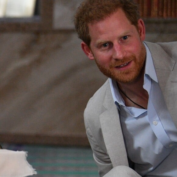 Meghan Markle, duchesse de Sussex, et le prince Harry ont visité la mosquée Auwal, la plus ancienne d'Afrique du Sud, dans le quartier de Bo-Kaap au Cap, le 24 septembre 2019 dans le cadre de leur visite officielle et de l'Heritage Day, un jour férié dans le pays.