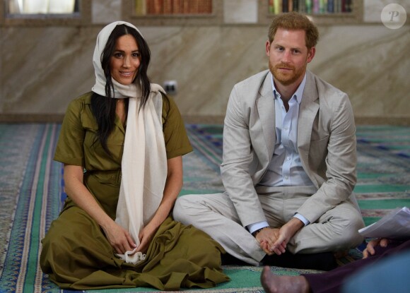 Meghan Markle, duchesse de Sussex, et le prince Harry ont visité la mosquée Auwal, la plus ancienne d'Afrique du Sud, dans le quartier de Bo-Kaap au Cap, le 24 septembre 2019 dans le cadre de leur visite officielle et de l'Heritage Day, un jour férié dans le pays.