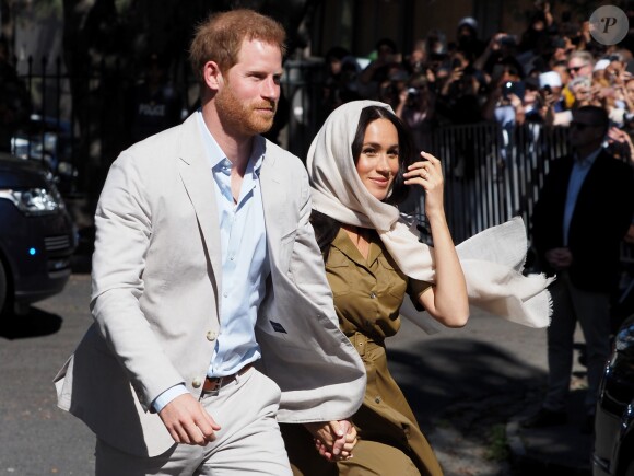 Meghan Markle, duchesse de Sussex, et le prince Harry ont visité la mosquée Auwal, la plus ancienne d'Afrique du Sud, dans le quartier de Bo-Kaap au Cap, le 24 septembre 2019 dans le cadre de leur visite officielle et de l'Heritage Day, un jour férié dans le pays.