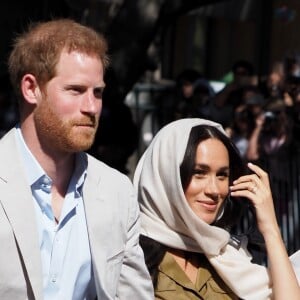 Meghan Markle, duchesse de Sussex, et le prince Harry ont visité la mosquée Auwal, la plus ancienne d'Afrique du Sud, dans le quartier de Bo-Kaap au Cap, le 24 septembre 2019 dans le cadre de leur visite officielle et de l'Heritage Day, un jour férié dans le pays.