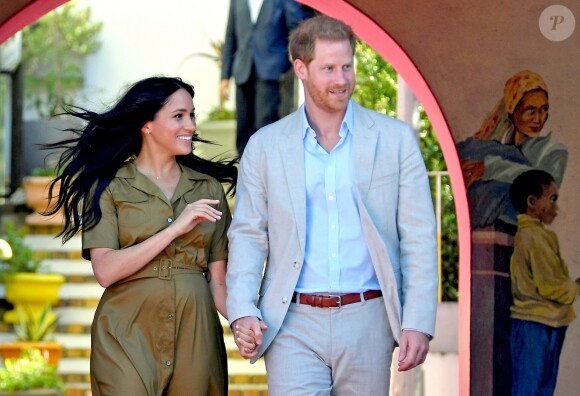 Meghan Markle, duchesse de Sussex, et le prince Harry en visite dans le quartier de Bo-Kaap au Cap, le 24 septembre 2019 dans le cadre de leur visite officielle et de l'Heritage Day, un jour férié dans le pays.