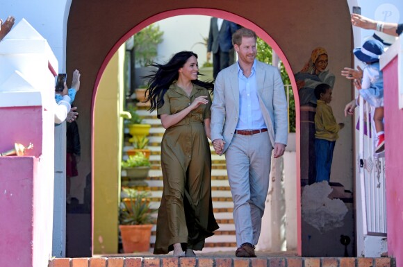 Meghan Markle, duchesse de Sussex, et le prince Harry en visite dans le quartier de Bo-Kaap au Cap, le 24 septembre 2019 dans le cadre de leur visite officielle et de l'Heritage Day, un jour férié dans le pays.