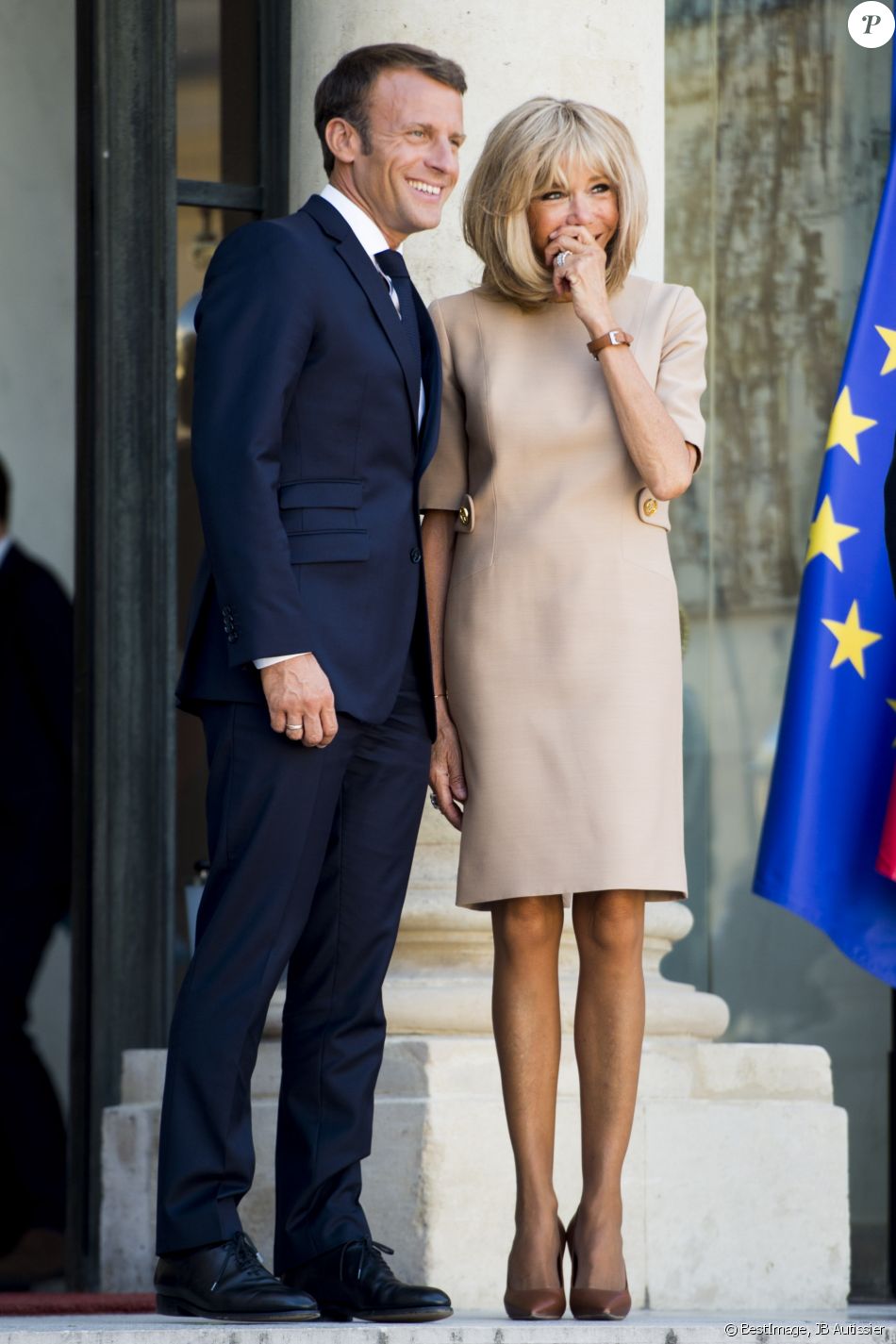 Le Président Emmanuel Macron Et La Première Dame Brigitte Macron - Le ...