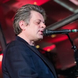 Benjamin Biolay - Soirée privée Maison Nathalie Blanc "Spéciale Silmo" au Café de l'Homme à Paris suivie d'un concert privé de B. Biolay le 27 Septembre 2019. Quatre ans après avoir lancé sa marque de lunettes de luxe, Nathalie Blanc a reçu le prix spécial du jury 2018 avec un Silmo d'Or lors du Salon international des Professionnels de l'Optique et de la Lunetterie. Cette créatrice française plébiscitée par les opticiens du monde entier connaît une croissance fulgurante de sa start-up. © Cyril Moreau / Bestimage 27/09/2019 - Paris