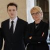 Claude Chirac, son fils Martin Rey-Chirac, son mari Fréderic Salat-Baroux et les enfants de Fréderic: Alexandre, Nicolas et Esther - Cérémonie inter-religieuse et Recueillement populaire en hommage au président Jacques Chirac dans la cour des Invalides à Paris le 29 Septembre 2019. Des milliers de personnes se pressent et attendent des heures pour pouvoir se recueillir devant le cercueil de l'ancien président de la république. © Kamil Zihnioglu/ Pool / Bestimage