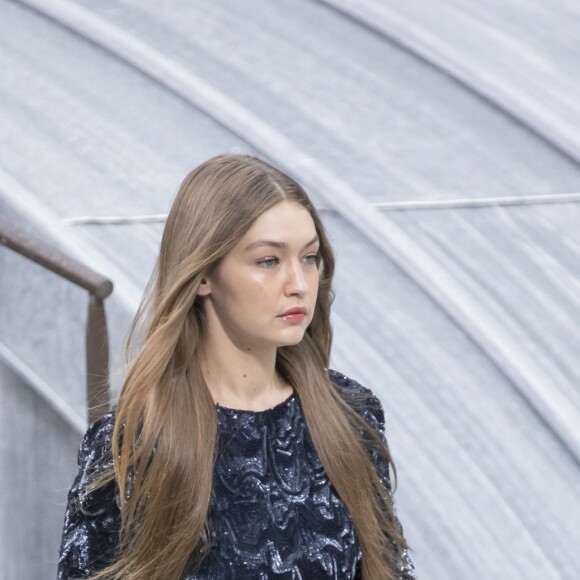 Gigi Hadid - Défilé de mode "Chanel", collection PAP printemps-été 2020 au Grand Palais à Paris. Le 1er octobre 2019.