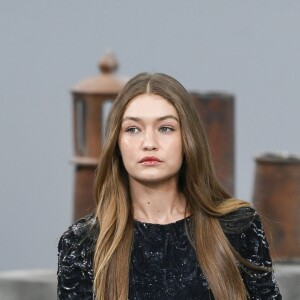 Gigi Hadid - Défilé de mode "Chanel", collection PAP printemps-été 2020 au Grand Palais à Paris. Le 1er octobre 2019.