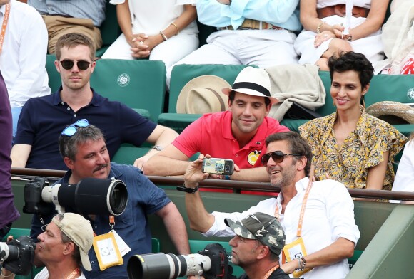 Mika et Andy Dermanis - People dans les tribunes lors de la finale homme des Internationaux de Tennis de Roland-Garros à Paris le 11 juin 2017. © Dominique Jacovides-Cyril Moreau / Bestimage