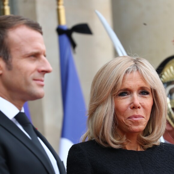 Le président de la République française Emmanuel Macron et sa femme la Première Dame Brigitte Macron - Le président de la République française reçoit les chefs d'Etat et de Gouvernement étrangers ayant fait le déplacement en France pour rendre hommage au Président Jacques Chirac au Palais de l'Elysée Paris, France, le 30 septembre 2019. © Cyril Moreau/Bestimage