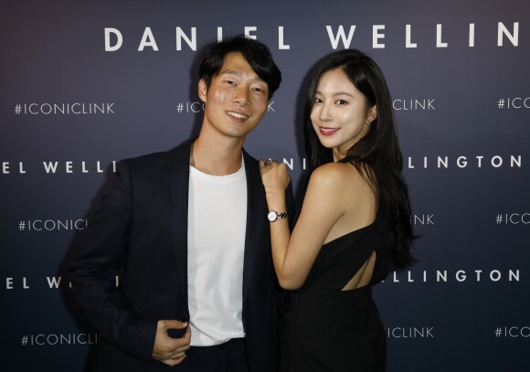 Bora Kim, Kyungsik Kim - Soirée de lancement de la nouvelle montre "Iconic Link Daniel Wellington" à Paris le 10 octobre 2019. © Marc Ausset-Lacroix/Bestimage