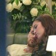 Exclusif - Liam Payne câline et embrasse sa compagne Maya Henry lors d'un diner romantique au restaurant A.O.K dans le quartier de Marylebone, à Londres, le 27 septembre 2019