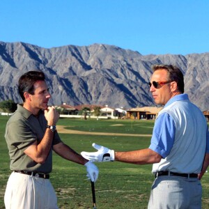 Matt Lauer et Kevin Costner en décembre 1998 lors d'un tournoi de golf.