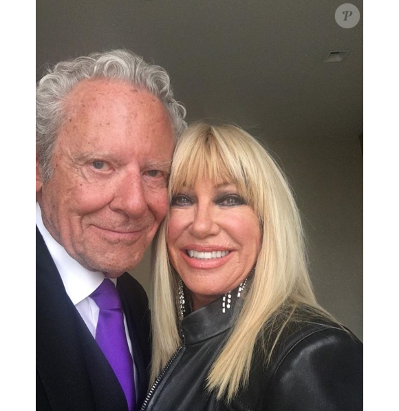 Suzanne Somers et son époux Alan Hamel sur Instagram. Le 28 mars 2018.