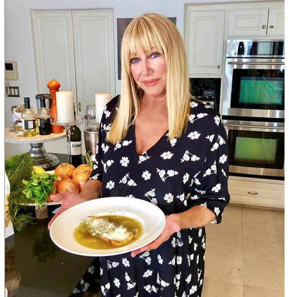 Suzanne Somers sur Instagram. Le 15 avril 2019.