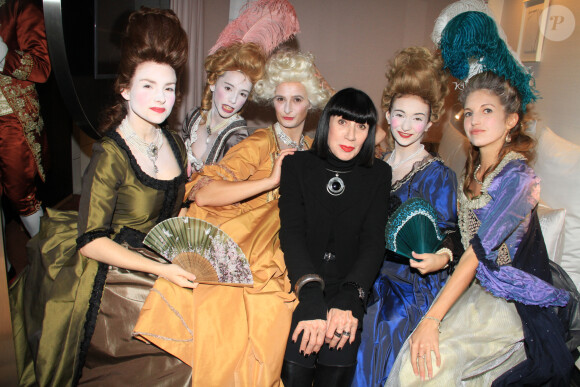 Exclusif - Chantal Thomass assiste à la soirée d'inauguration de l'hôtel "Cour des Vosges" sur la place des Vosges à Paris le 17 octobre 2019. © Philippe Baldini/Bestimage