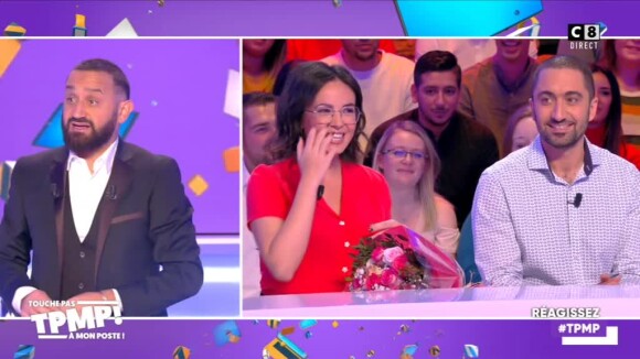 Agathe Auproux parle de sa vie amoureuse sur le plateau de "Touche pas à mon poste" (C8), le jeudi 17 octobre 2019.