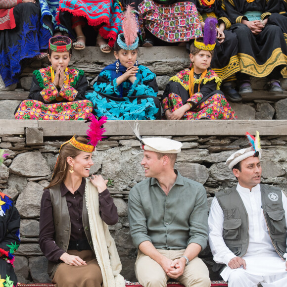 Le prince William, duc de Cambridge, et Kate Middleton, duchesse de Cambridge, vont à la rencontre du peuple Kalash dans la région du Chitral dans le nord-ouest du Pakistan, le 16 octobre 2019.