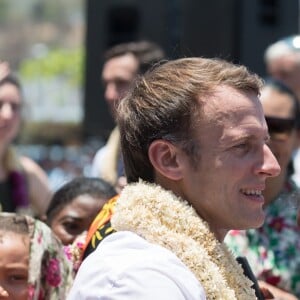 Emmanuel Macron, président de la République - Le président de la République française en visite à Mamoudzou, la capitale de Mayotte le 22 octobre 2019. © Jacques Witt / Pool / Bestimage