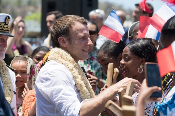 Emmanuel Macron, président de la République - Le président de la République française en visite à Mamoudzou, la capitale de Mayotte le 22 octobre 2019. © Jacques Witt / Pool / Bestimage