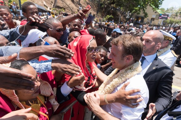 Emmanuel Macron, président de la République - Le président de la République française en visite à Mamoudzou, la capitale de Mayotte le 22 octobre 2019. © Jacques Witt / Pool / Bestimage