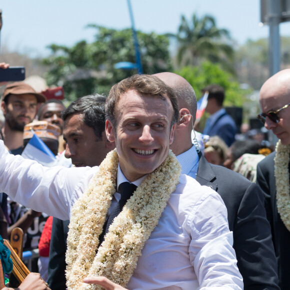 Emmanuel Macron, président de la République - Le président de la République française en visite à Mamoudzou, la capitale de Mayotte le 22 octobre 2019. © Jacques Witt / Pool / Bestimage