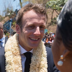 Jean-Baptiste Djebbari, secrétaire d'état chargé des transports, Annick Girardin, ministre des Outre mer, Mohamed Majani, maire de Mamoudzou, Emmanuel Macron, président de la République - Le président de la République française en visite à Mamoudzou, la capitale de Mayotte le 22 octobre 2019. © Jacques Witt / Pool / Bestimage