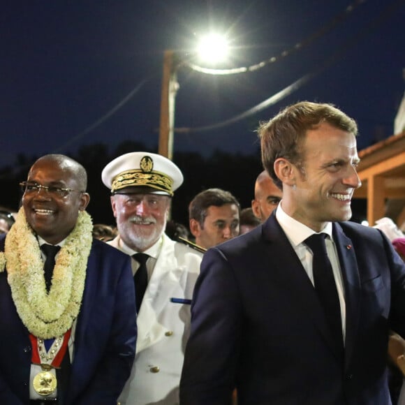 Jean-François Colombet, préfet de la Réunion - Le président de la République Emmanuel Macron visite la ville de Hamjago à Mayotte pour une rencontre avec la population le 22 octobre 2019. © Stéphane Lemouton / bestimage