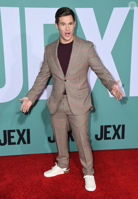 Adam Devine - Les célébrités assistent à la première de "Jexi" à Los Angeles, le 3 octobre 2019.