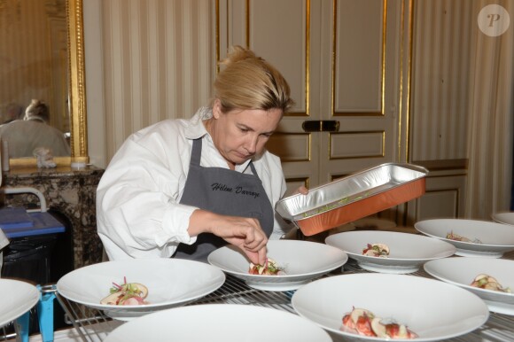 Hélène Darroze - Cocktail/dîner Longchamp à la boutique Longchamp, rue Saint-Honoré, à Paris, France, le 4 octobre 2016, lors de la Fashion Week de Paris © Rachid Bellak/Bestimage