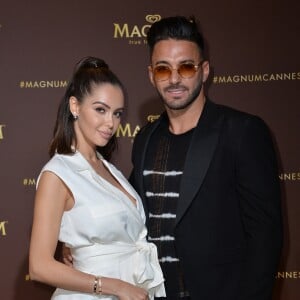 Nabilla Benattia et son mari Thomas Vergara au photocall de l'after party "Magnum x Rita Ora" sur la plage privé Magnum lors du 72e Festival International du Film de Cannes, France,le 16 mai 2019. © Veeren/Bestimage