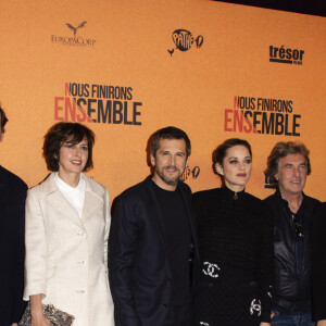 José Garcia, Gilles Lellouche, Laurent Lafitte, Valérie Bonneton, Guillaume Canet, Marion Cotillard, François Cluzet, Clémentine Baert, Pascale Arbillot et Benoit Magimel - Avant-première du film "Nous finirons ensemble" au Gaumont Opéra à Paris le 29 avril 2019. © Pierre Perusseau/Bestimage