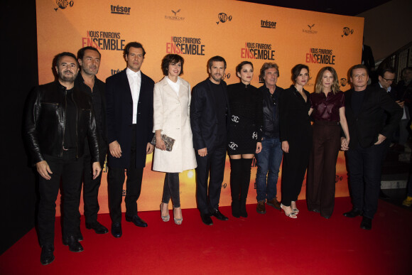 José Garcia, Gilles Lellouche, Laurent Lafitte, Valérie Bonneton, Guillaume Canet, Marion Cotillard, François Cluzet, Clémentine Baert, Pascale Arbillot et Benoit Magimel - Avant-première du film "Nous finirons ensemble" au Gaumont Opéra à Paris le 29 avril 2019. © Pierre Perusseau/Bestimage