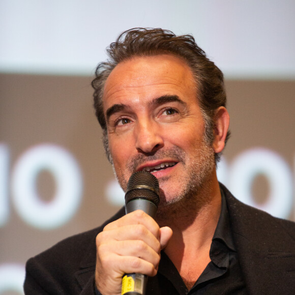 Jean Dujardin lors de l'avant-première du film 'J'accuse' au cinéma UGC de Brouckère, à Bruxelles, le 30 octobre 2019.