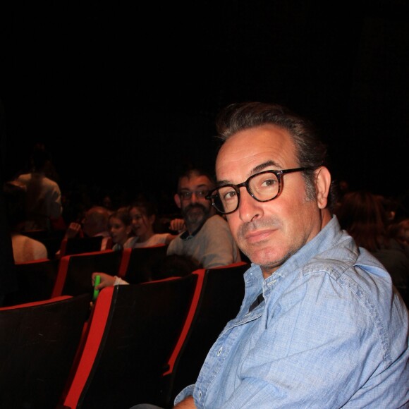 Exclusif - Jean Dujardin au spectacle de Chantal Goya, "Le soulier qui vole" au Palais des Congrès à Paris le 6 octobre 2019. © Philippe Baldini/Bestimage