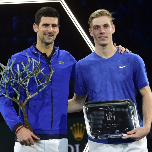 Novak Djokovic remporte le tournoi Rolex Paris Masters 2019 face à Denis Shapovalov (6/3 - 6/4). Paris, le 3 novembre 2019.