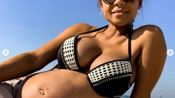 Christina Milian enceinte de M. Pokora: ventre très arrondi et bikini à la plage