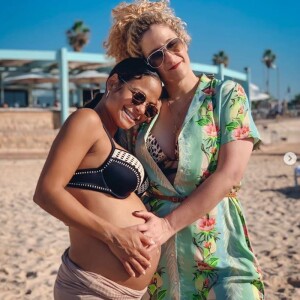 Christina Milian, enceinte de M. Pokora, pose en bikini sur Instagram le 4 novembre 2019. Elle se trouve à Tel Aviv, en Israël, avec sa fille Violet.