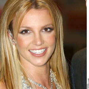 Britney Spears pour la première de son film "Crossroads" à Londres, le 26 mars 2002.