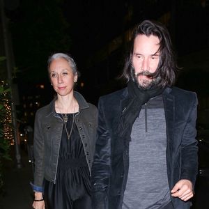 Keanu Reeves est allé dîner avec Alexandra Grant dans un restaurant à Los Angeles, le 21 juin 2019.