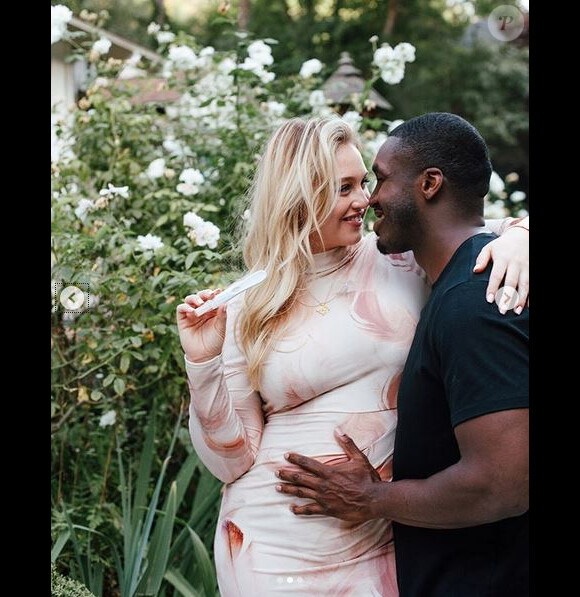 Iskra Lawrence est enceinte ! La compagne de Philip Payne attend leur premier enfant. Novembre 2019.