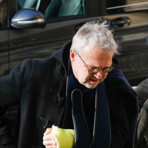 Laurent Ruquier - Arrivées aux obsèques de Marie Laforêt en l'église Saint-Eustache à Paris. Le 7 novembre 2019.